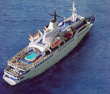 Galapagos luxury cruises 