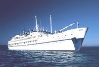 Galapagos luxury cruises 
