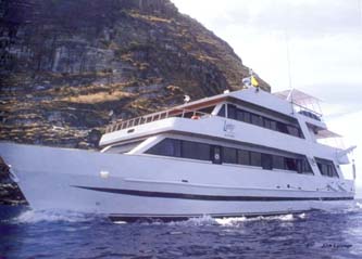 Galapagos luxury cruises 