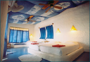 GALAPAGOS ISLANDS HOTELS - ACCOMMODATIONS - RESORTS - HOSTELS - PENSIONS